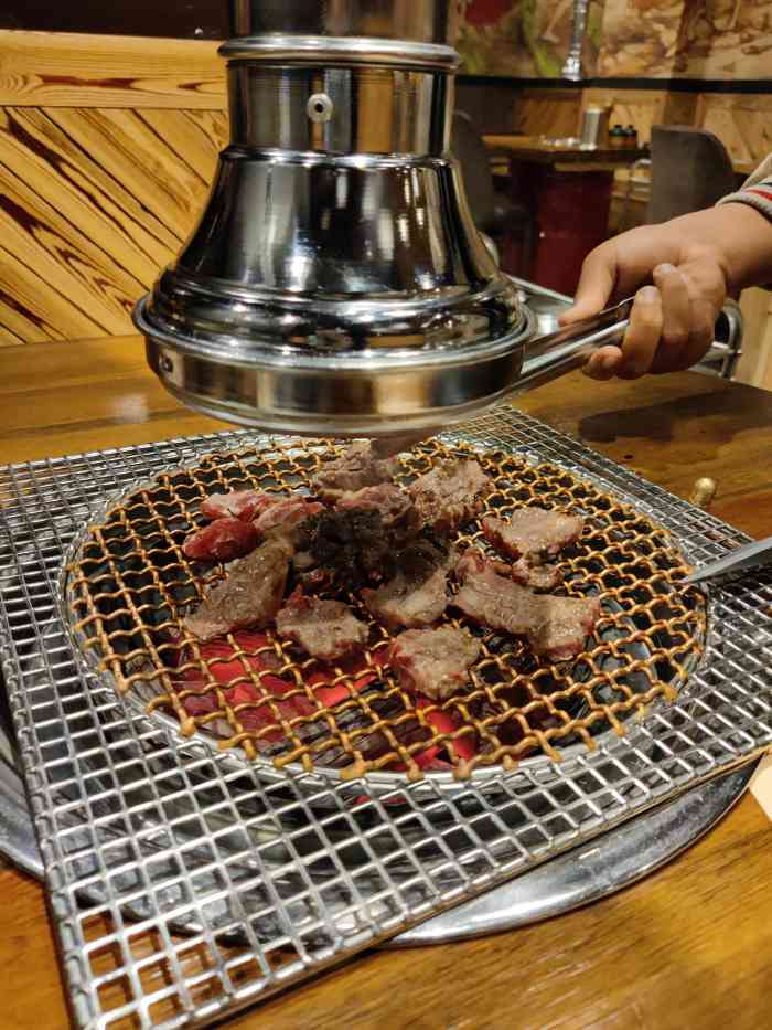 8号仓库烤肉名家(繁荣店)-"出差回长,心心念念的小烤肉,走起来一直.