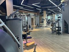 -威克健身游泳(万菱汇店)