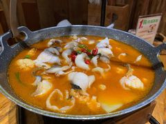 -老滇山寨•云南特色菜•地方菜•民族风情歌舞表演(金碧店)