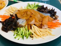 五彩拉皮-李连贵酒家熏肉大饼(昆明街店)