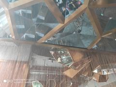 -异次元·LIGHT HOUSE·美食酒廊·休闲露台