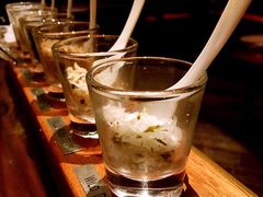 配套的盐与酱汁-恰餐厅及酒吧 CHAR Bar & Grill (北京丽都皇冠假日店)