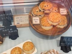 -SKROLL卡特司库·蛋糕定制·生吐司·司康(古北程家桥店)