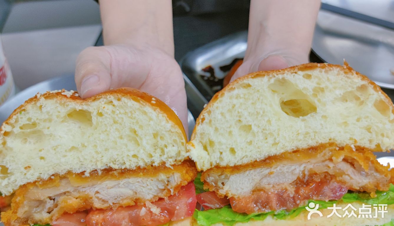 人均50扶墙出，带你感受与众不同的茶餐厅