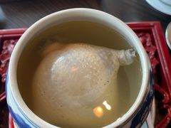 鸽吞燕-广州柏悦酒店·悦景轩·粤菜餐厅