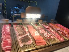 -山焱·炭火自助烤肉(周浦万达店)