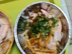 -红鼻子桂林米粉(金唐新光界店)