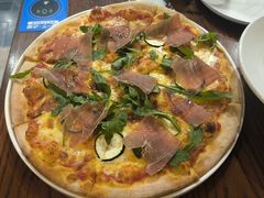 西班牙火腿披萨-斯比特花园西餐厅(东方商厦店)