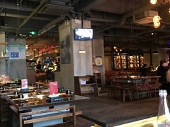 大堂-辣伍鲜毛肚老火锅(元一店)