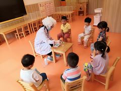 -小门牙好性格托育(北外滩中心)