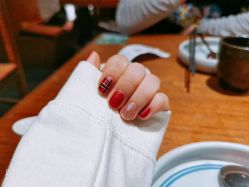 -吉吉靓甲美睫