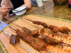 -老钟家烤羊排·敦伊阁清真餐厅胡羊焖饼