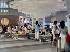 -冰纷万象滑冰场(深圳万象城店)