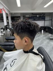 点击看大图 -iu潮牌·SALON