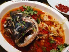 -吴越荣记苏州菜·松鼠桂鱼100%活鱼现做(斜塘老街店)