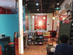 -俏巴妹烤鱼香锅(奥体店)