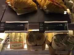 -星巴克(无锡百联奥特莱斯店)