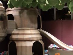 -水桶王国主题餐厅·聚会·生日派对·亲子活动·家庭套餐(亚龙湾希尔顿店)