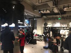 -NIKE品牌体验店(南京东路店)