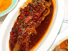 特色酱焖大鲤鱼-梅利汴京烤鸭•开封豫菜地标店(晋安路店)