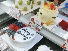 -花花卷卷·鲜食蛋糕(静安久光百货店)