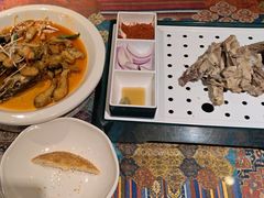 -乡村馕坑肉·烧烤·新疆菜·本地人更爱吃(阿勒泰首店)