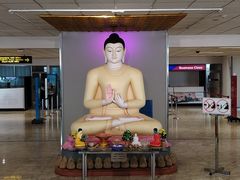 -班达拉奈克国际机场