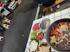 -重庆故事姊妹老火锅(财经学院店)