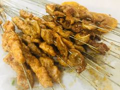 -亮亮烧烤(积玉桥总店)