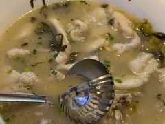 -严记小天府酸菜鱼(西四路店)