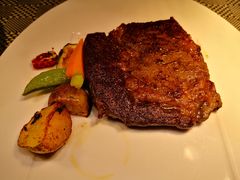 澳洲M6级肉眼牛扒-广州塔卢特斯法国旋转餐厅