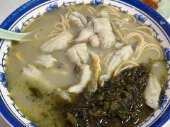 -明呈黄鱼面馆(斜土路店)