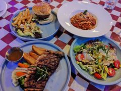 -鲨鱼美式餐厅酒吧Sharky