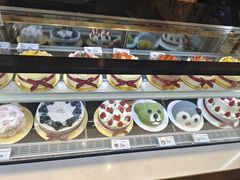 -花花卷卷·鲜食蛋糕(静安久光百货店)