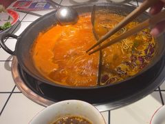 -热火朝天鲜切牛肉火锅(南强街巷店)