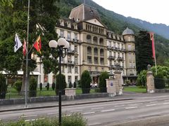 -因特拉肯贝乌里瓦奇大酒店