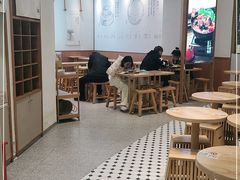 大堂-小满手工粉(杭州滨江龙湖店)