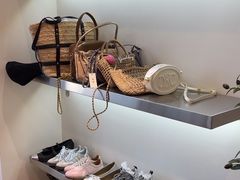 -眷顾自助服装工作室(中南金石国际广场A座店)