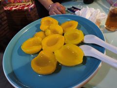 -鱼窝棚柴火铁锅炖(富山屯店)