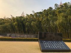 -上海市龙华烈士陵园