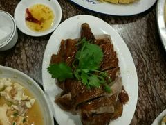 -强记湛江鸡饭店·二十七年老字号(拱北店)