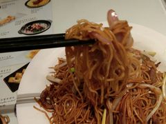 -新大咀港式茶餐厅(宝山万达店)