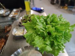 -马路牙子烧烤音乐酒馆(望京店)