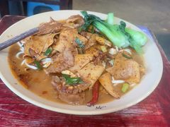 -方铲铲·成都板凳面(滨江银泰店)