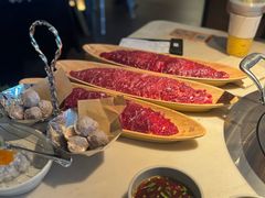 -左庭右院鲜牛肉火锅(浦江欢乐颂店)