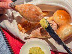 -弦月窗LUNETTE BY AMANDA(复兴路店)