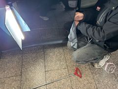 -鲨鱼皮汽车凹陷玻璃修复(静安店)