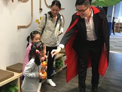 -猴有戏教育戏剧·音乐剧·主持口才·演讲朗诵辩论(环球港华师大校区)
