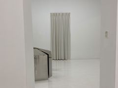 -胶囊画廊