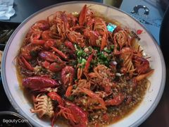 -何师烧烤Pro ·江湖川菜·小龙虾·精酿(太古里旗舰店)